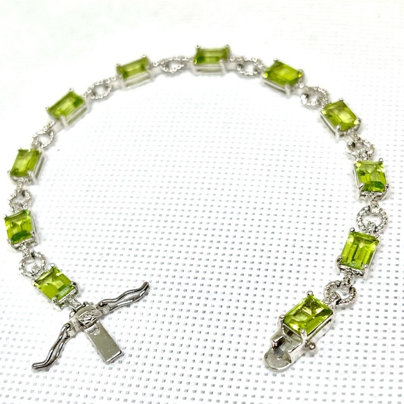 925 EUC VTG Real Peridot Tennis Bracelet by CID - Picture 1 of 15